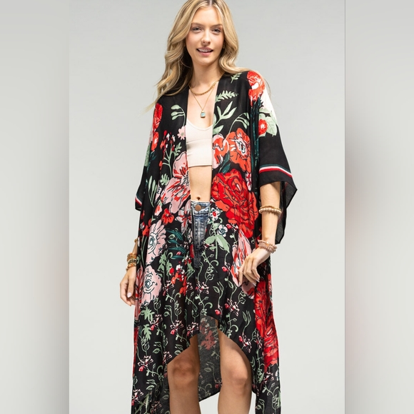 Vibrant Red Floral Print Kimono w Deep Black Background - Lightweight Fabric - Picture 2 of 8